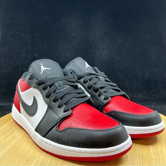 Nike Air Jordan 1 Low Shoes Bred Toe Black Red White 553558-612 Men's NEW Sz 13 - Picture 7 of 9